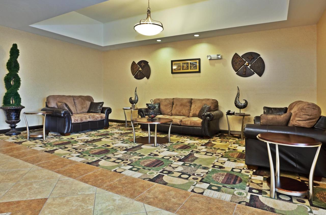 Holiday Inn Express & Suites Statesville Bagian luar foto